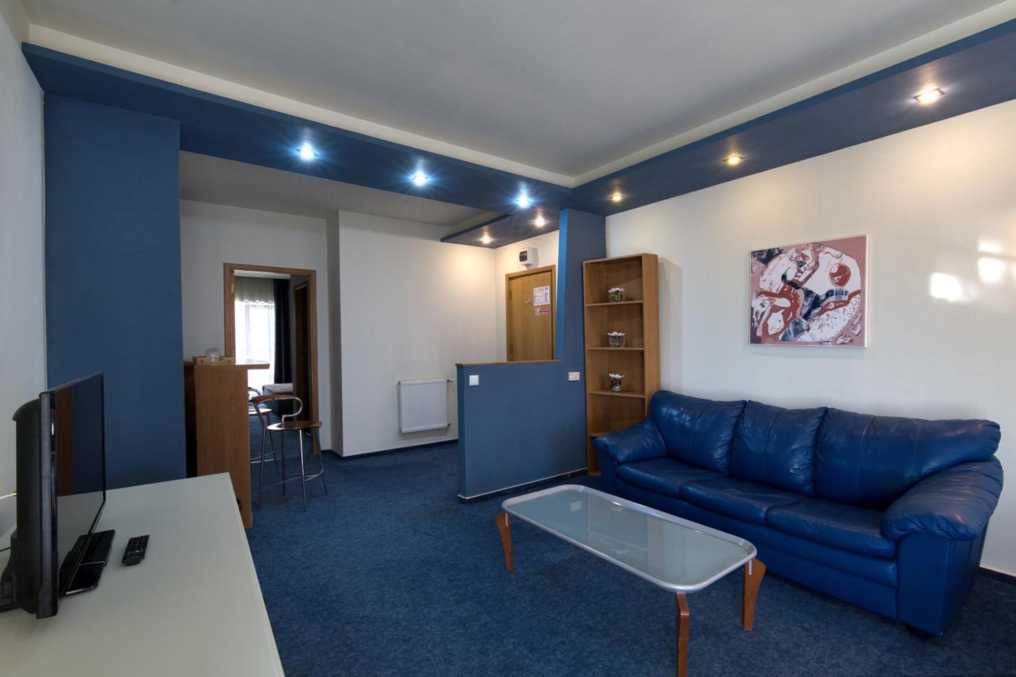 טימישוארה Hotel Torontal מראה חיצוני תמונה