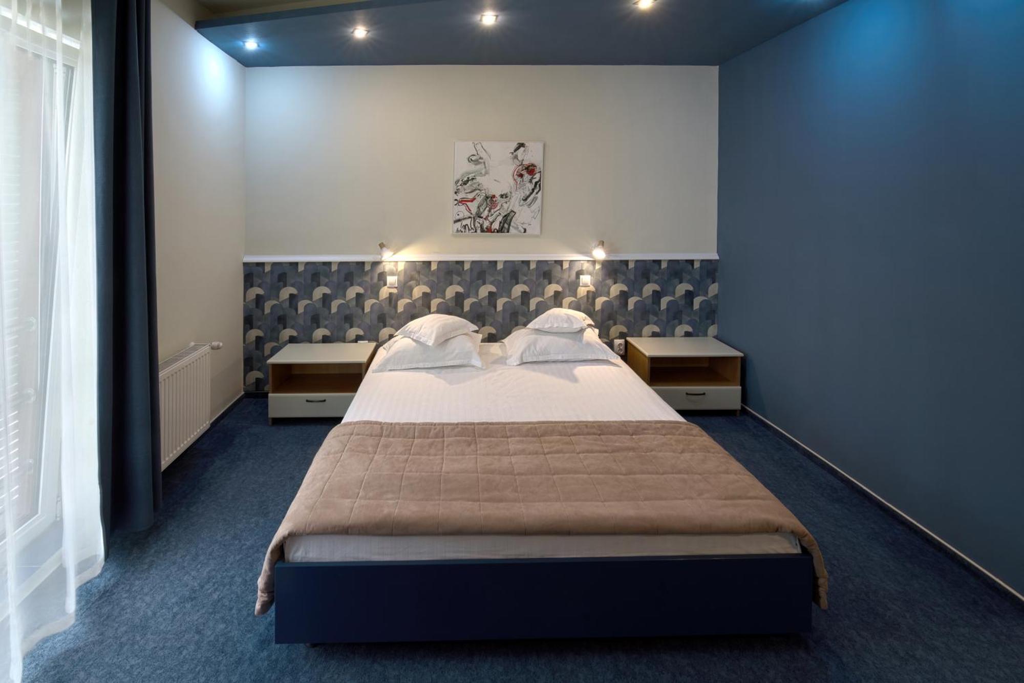 טימישוארה Hotel Torontal מראה חיצוני תמונה